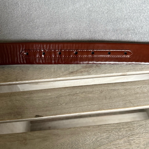 Tommy Hilfiger Rich Brown Soft and flexible Imitation Leather Belt 52 inches - Picture 4 of 9